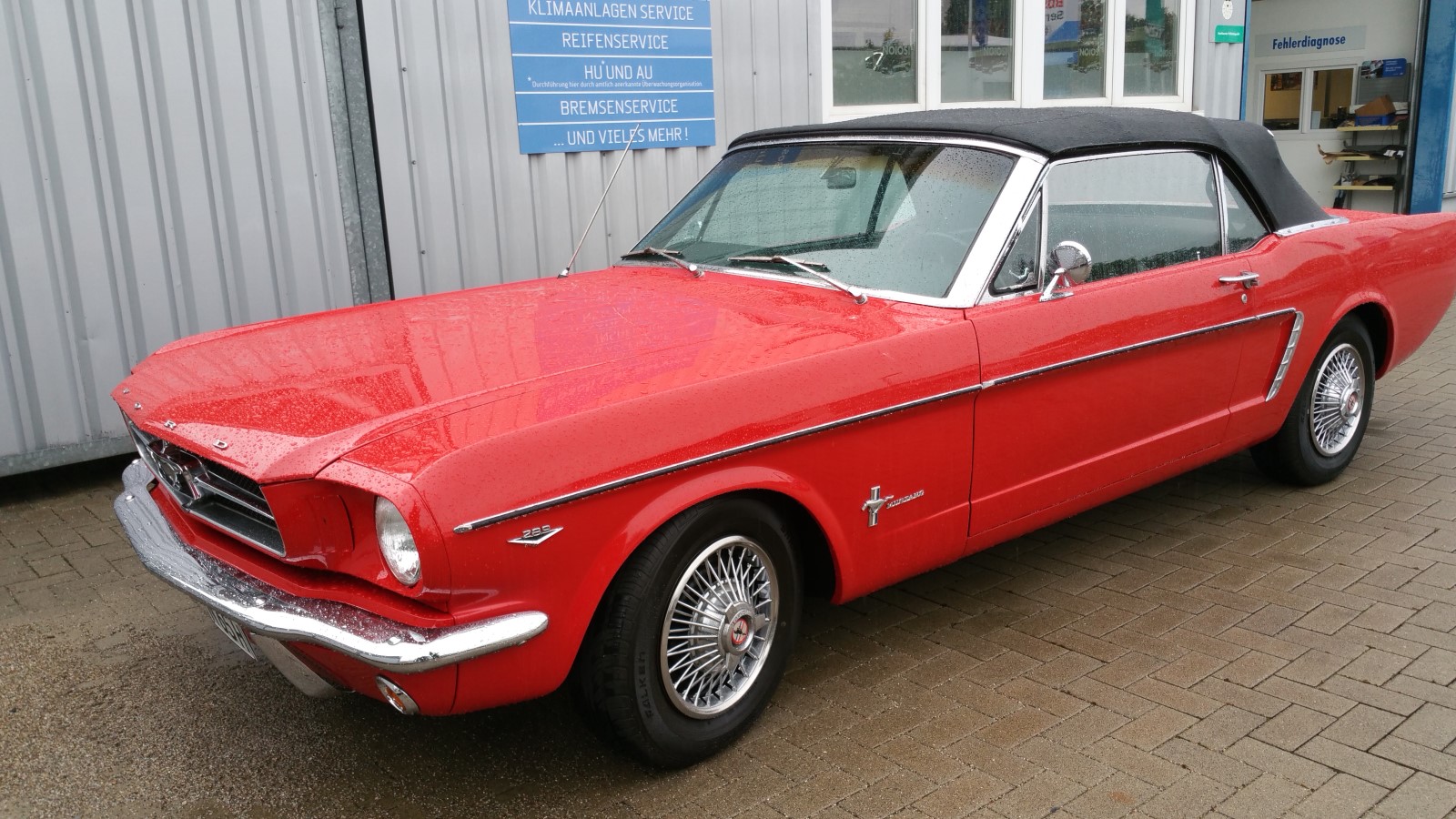 Ford-Mustang-Cabrio-lackiererei-noiosi-freiburg-24